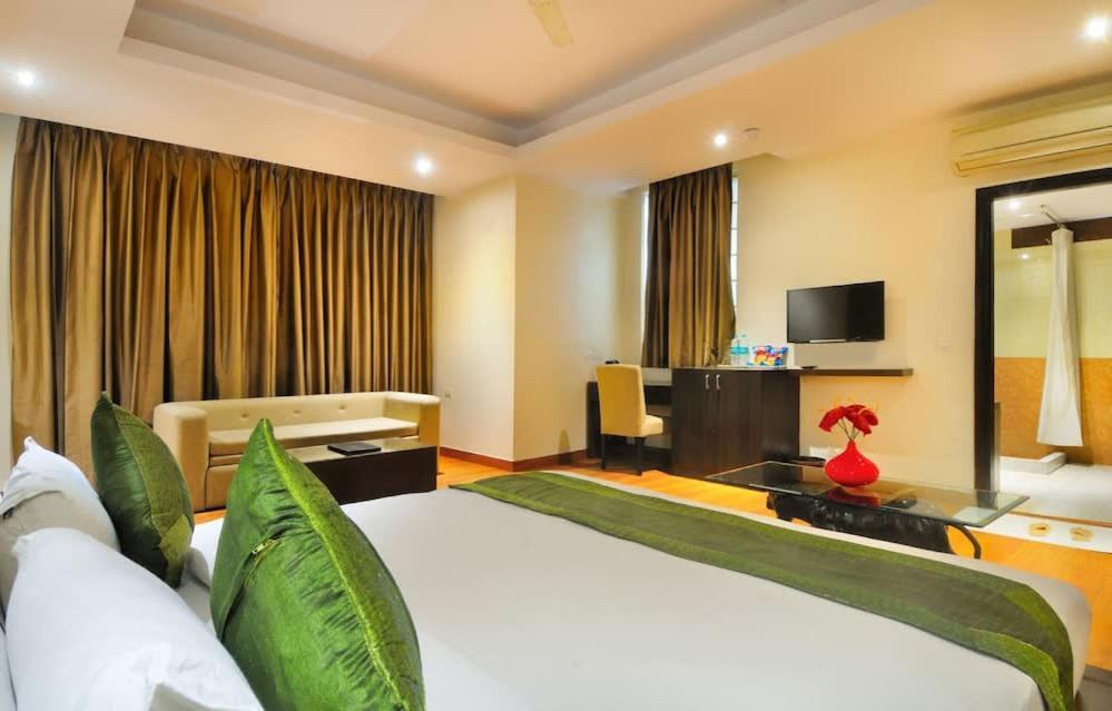 Zenith Mahipalpur - Free Parking Hotel New Delhi Luaran gambar